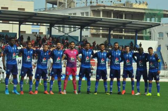 الحسيمة يطالب لاعبيه بإفراغ مساكنهم