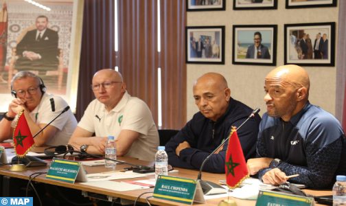 الداخلة.. انطلاق دورة تكوينية لنيل رخصة “CAF-Pro” – ماپ إكسپريس