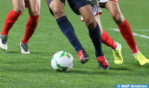البطولة الوطنية الاحترافية “إنوي” للقسم الأول (الدورة الـ 13) .. المغرب التطواني يتعادل مع ضيفه اتحاد تواركة (1-1)