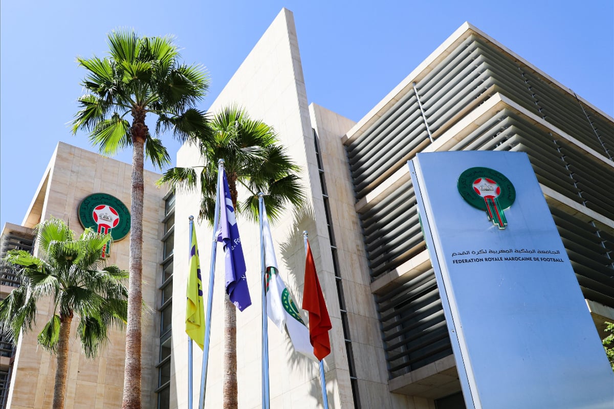 لجنة الأخلاقيات توقف مدرب فريق فتيات البوغاز لكرة القدم بسبب تهم التحرش والابتزاز