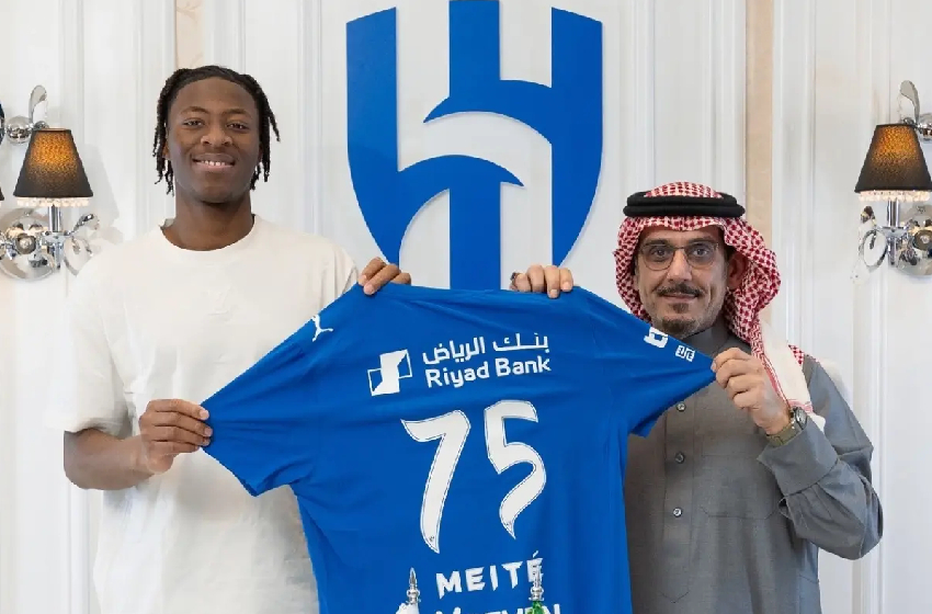 كرة القدم.. الهلال السعودي يضم الفرنسي ميتيه لتعزيز هجومه
