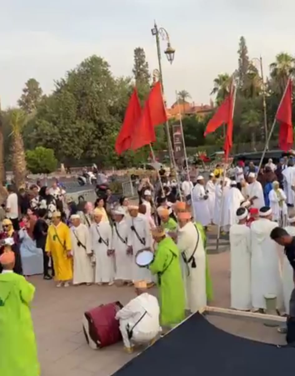 من القصر البلدي إلى القصر البديع.. افتتاح الدورة الخامسة والخمسين للمهرجان الوطني للفنون الشعبية بمراكش