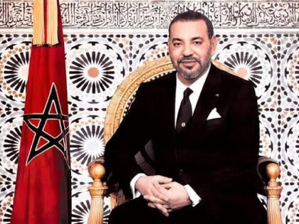 الملك محمد السادس يعزي أسرة الحقوقي الراحل عبد العزيز بناني