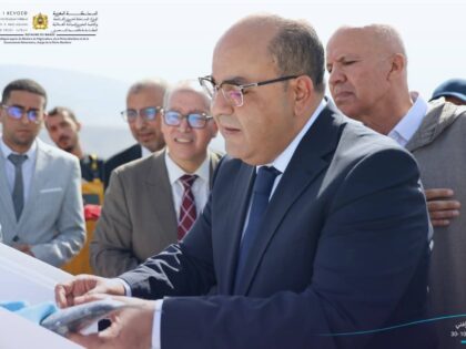 بكلفة 50 مليون درهم.. مزواري يطلق مشروعاً نموذجياً لتربية الأسماك في عرض البحر بسيدي إفني
