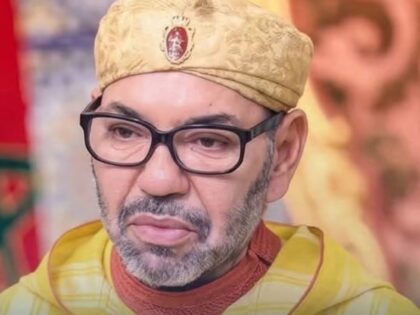 بلاغ طبي: جلالة الملك محمد السادس يخضع لفترة راحة علاجية وظيفية إثر وعكة صحية خفيفة