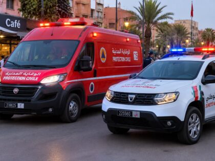 الرشيدية.. استنفار المصالح المختصة بعد تناول شخص مادة سامة لمكافحة الفئران داخل مقهى