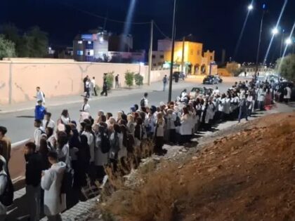 ورزازات.. طلبة وخريجو معاهد التمريض يحتجون للمطالبة بالتوظيف وتحسين ظروف التكوين